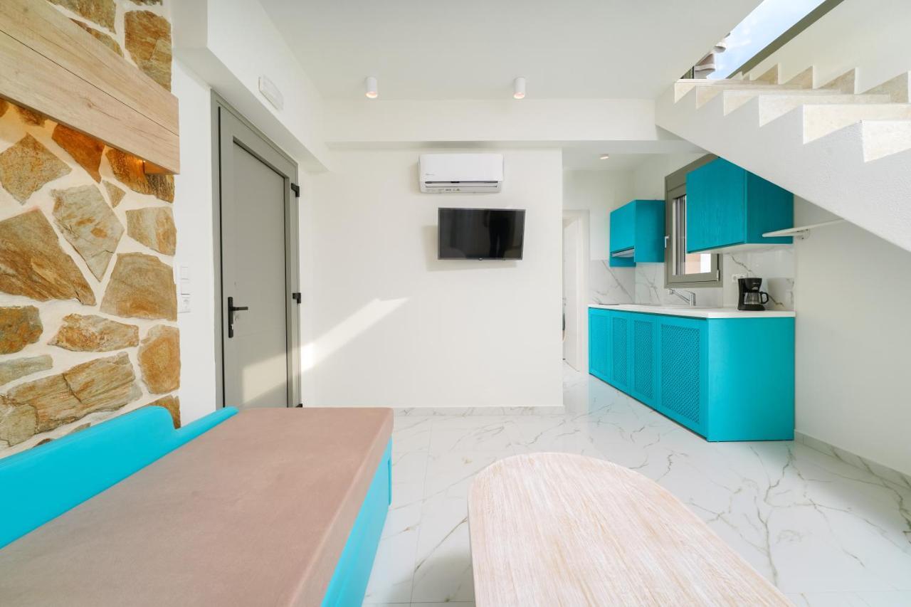 Athina Palace Luxurious Appartments Potos Exterior photo